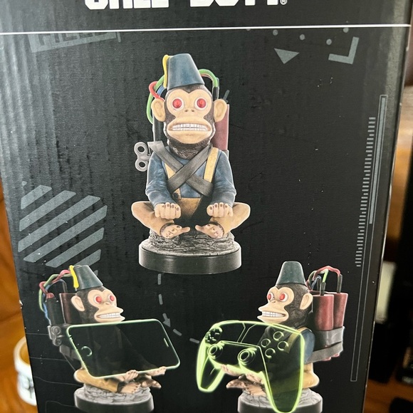 Call of Duty Monkey Bomb Controller and Phone holder NEW - Picture 4 of 7